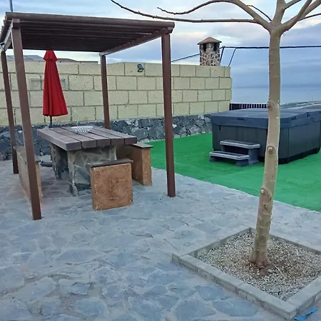 El Cobijo Campsite Guia de Isora (Tenerife)